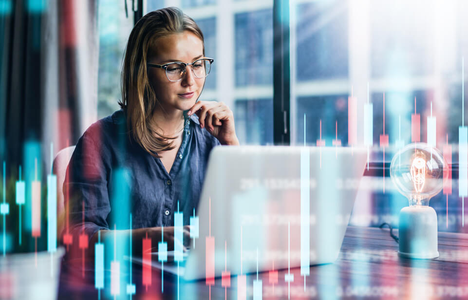 Banking and Finance recruitment: Accountant working